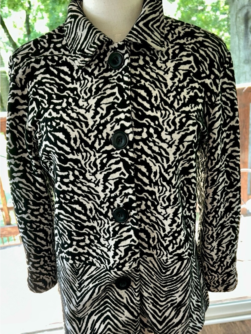 Notations Black and White Zebra Print Top Size Small